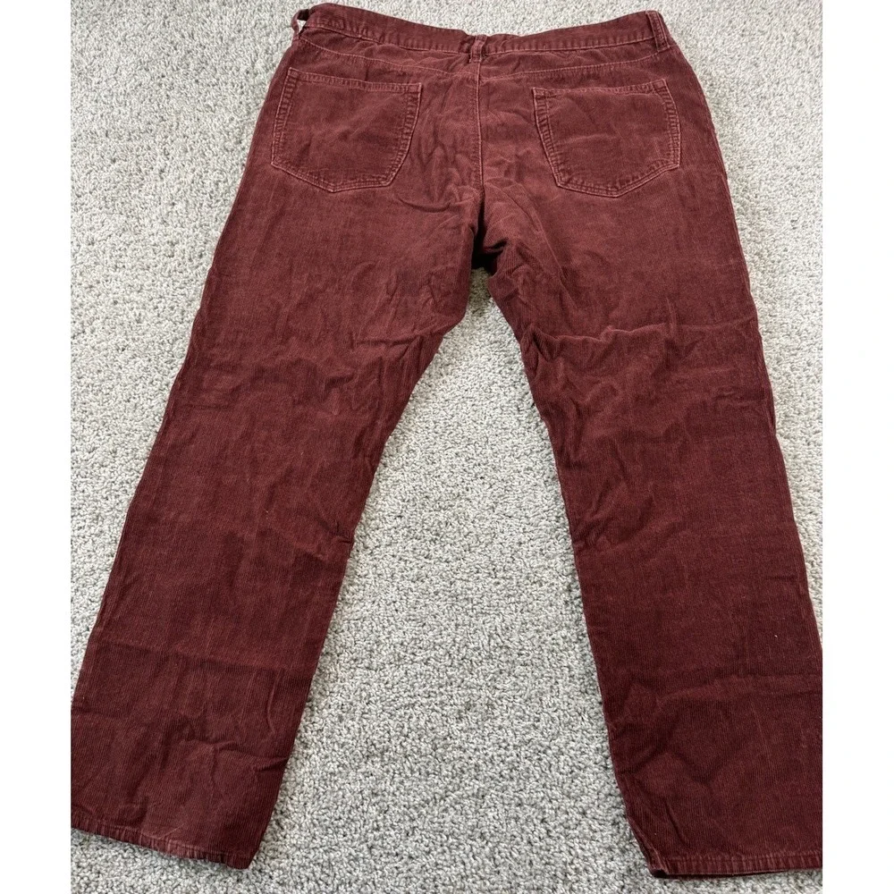 Gap Men's Straight Fit Corduroy Pants‎ Rust Measures 36x29 - Read